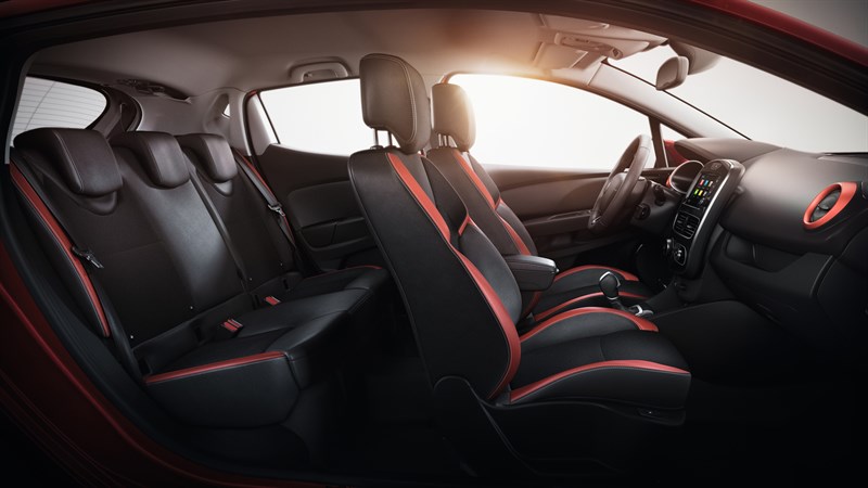 Nouvelle Renault CLIO - Intérieur sellerie et décors rouges et noirs