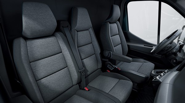 ergonomic seats - Renault Master